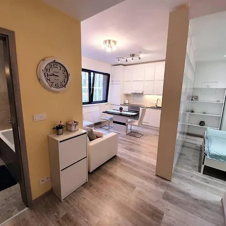 Comfy & Stylish Flat In The Centre + Parking *